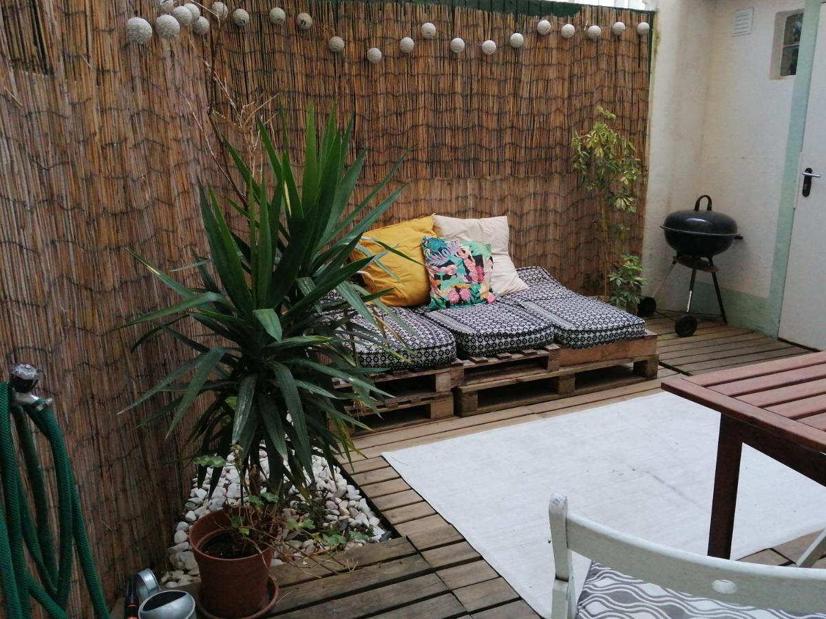 Apartamento Encantador Com Patio Лісабон Екстер'єр фото