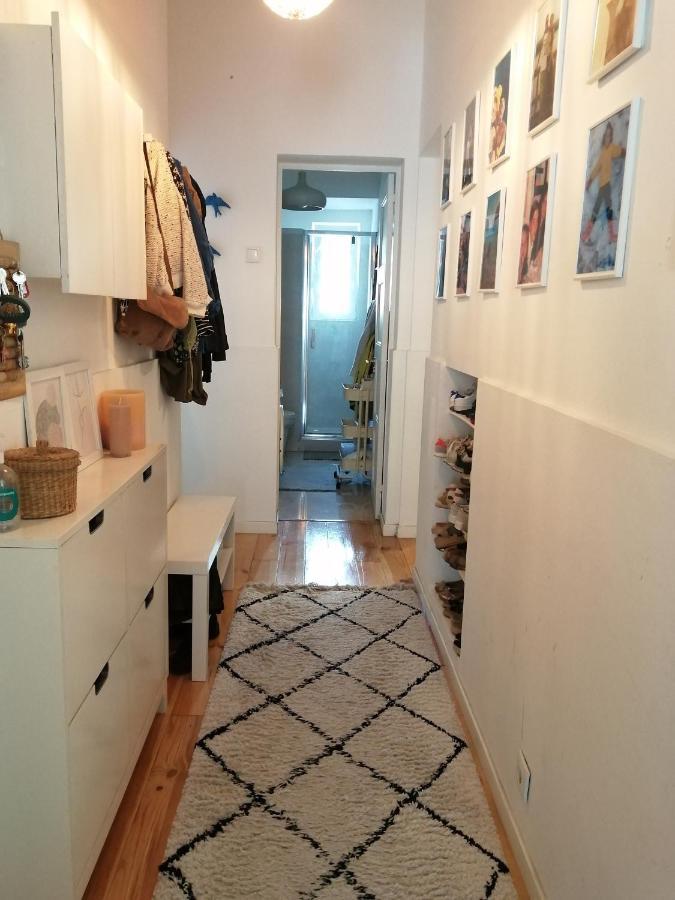 Apartamento Encantador Com Patio Лісабон Екстер'єр фото